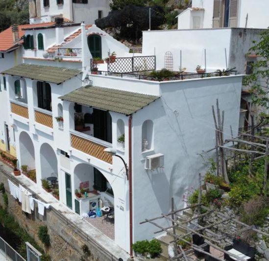 Casa Barbara Bed and Breakfast Amalfi Esterno foto